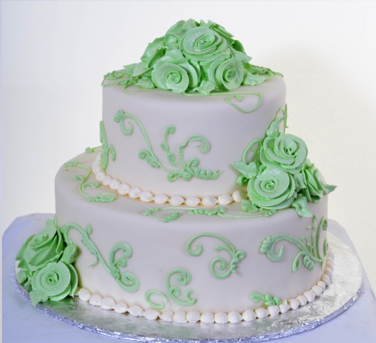 Green quinceanera cake