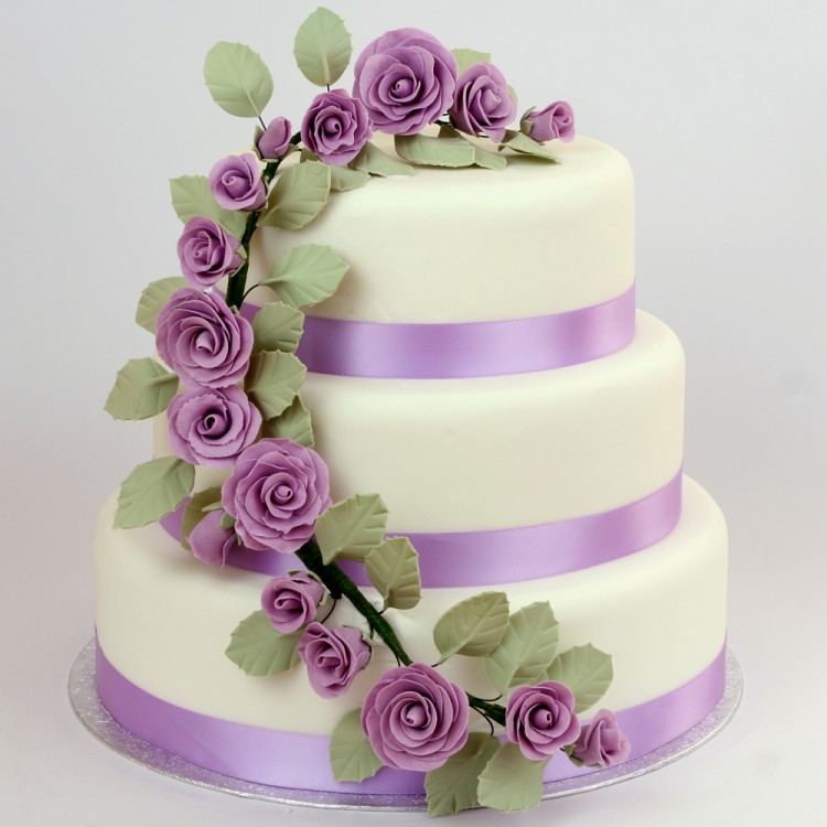 Simple wedding cake