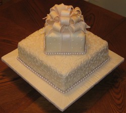Square bridal shower cake