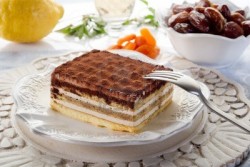 Tiramisu cake