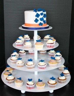 Wedding cupcakes with blue flowers