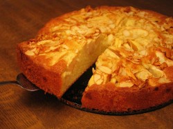 Amazing apple cake