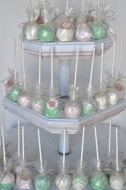 Amazing baby cake pops