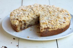 Banana Crumb Cake