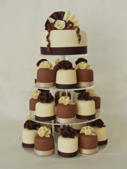 Chocolates mini cake’s tower