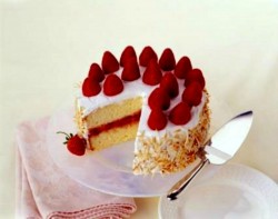 Fresh strawberry cake