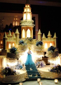 Quinceanera cake – cinderella castle