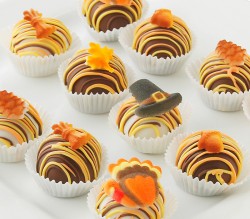 Thanksgiving mini cakes