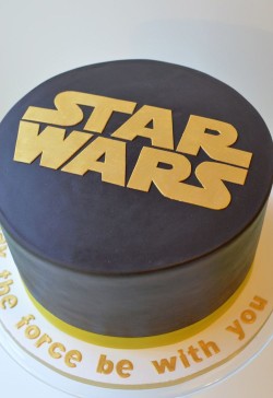 Cake with Star Wars logo