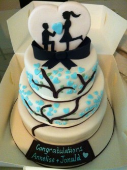 Engagement cake