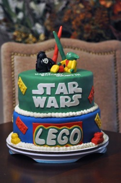 Fondant Star Wars cake