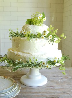 Summer wedding cake