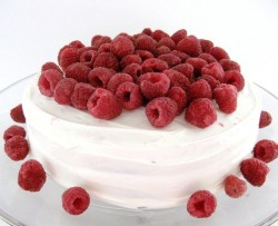 Tasty raspberry cake