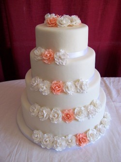 Wedding cake with sugar roses