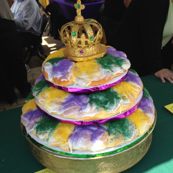 3 tier king cake