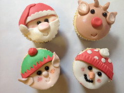 Amazing Christmas cupcakes