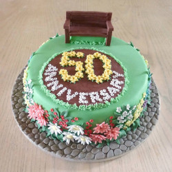 Anniversary cake with bench