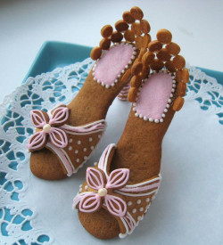 Amazing Gingerbread heels