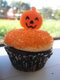 Halloween pumpkin cupcake