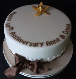 Minimalist Anniversary cake