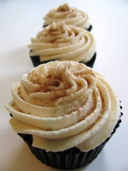 Pumpkin Cupcake with Buttercream