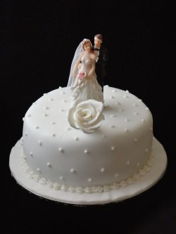 Simple anniversary cake