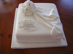 Square anniversary cake