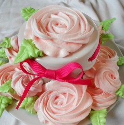 Meringue cookies – flowers