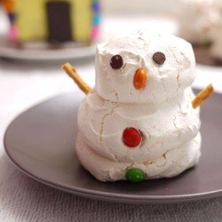 Meringue snowman