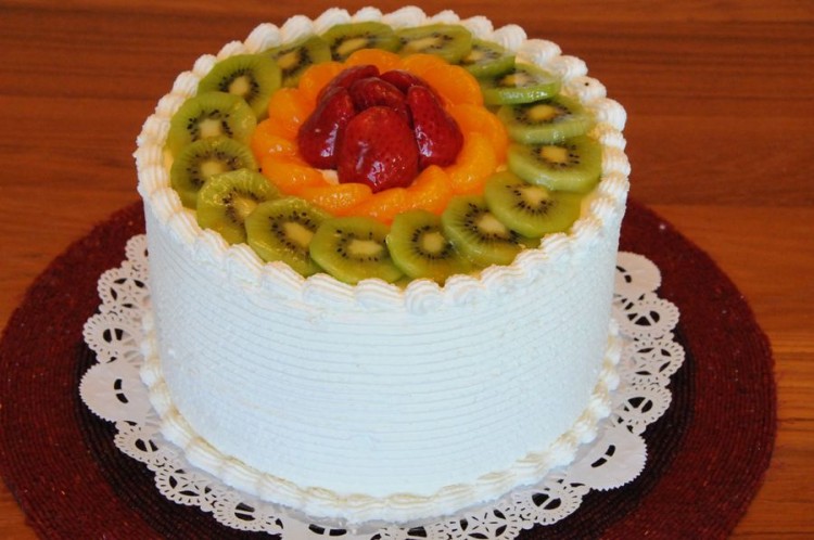 Birthday cake with fruits