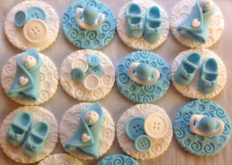 Christening cupcakes toppers