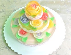 Jello cake with roses