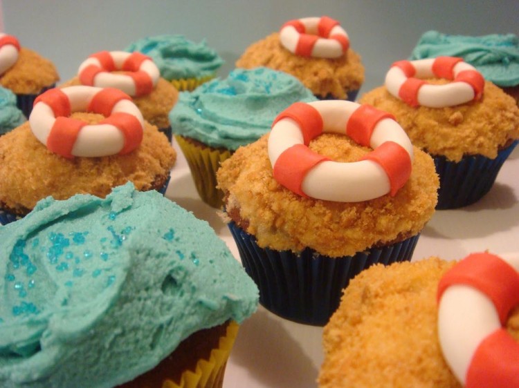 Nautical cupcakes