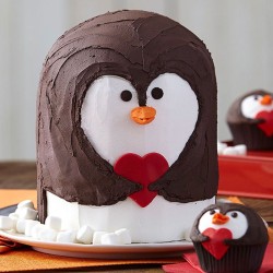 Penguin Valentine’s Day Cake