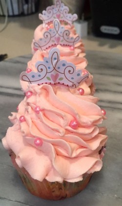 Princess crown cupcakes