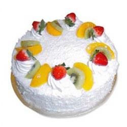 Sweet cake with fruits