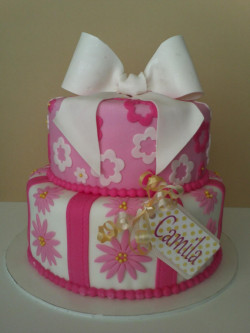 2 tiers baby shower cake