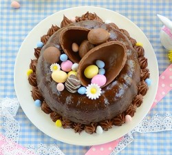 Bundt Easter cake