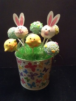 Cute Easter cake pops
