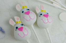 Easter cake pops bunnies