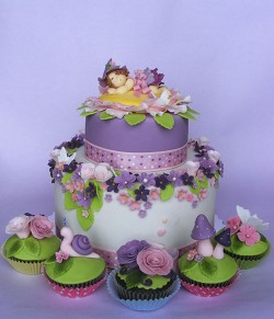 Fairy cake with cupcakes