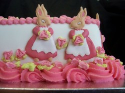 Pink bunnies cake