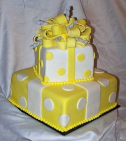 Yellow bridal shower cake
