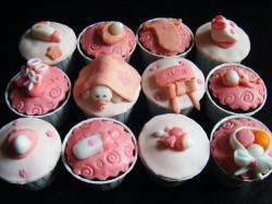 Baby shower cupcakes for girl