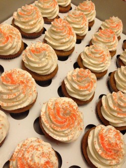 Carrot cake cupcakes