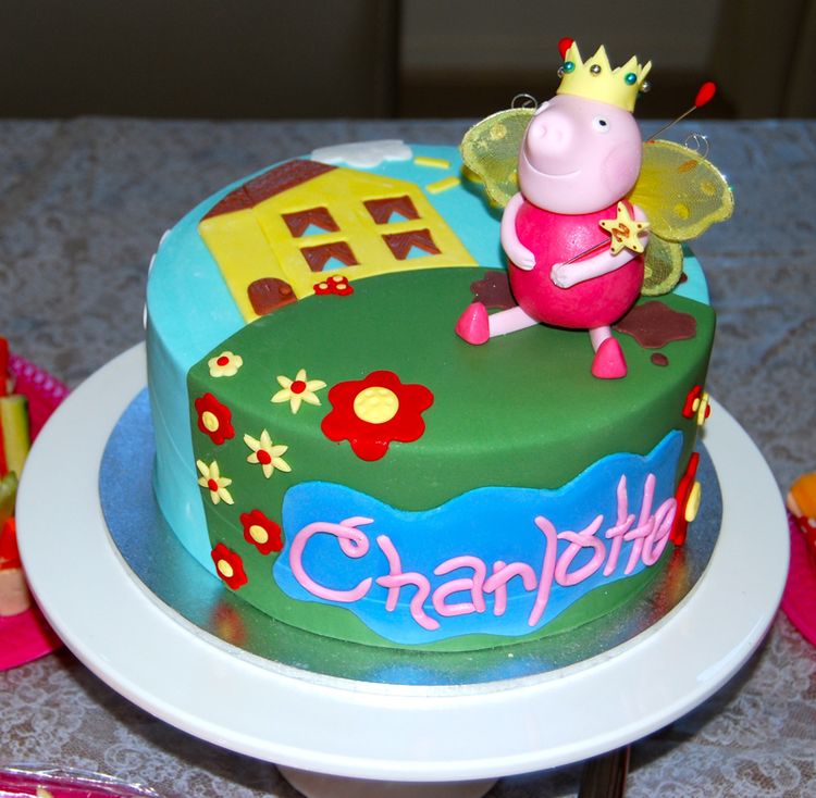 Peppa pig cake for birthday