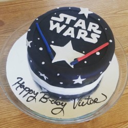 Star wars cake, gotcakes_ want cakes miri bakes fondant birthday cakes