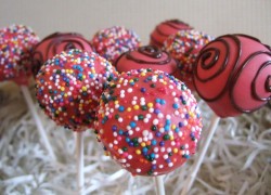 Funfetti Birthday Cake Pops