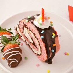 Strawberry roll cake