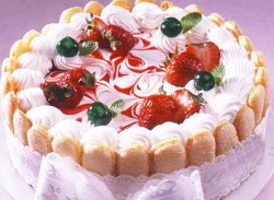 Tasty Strawberry cake